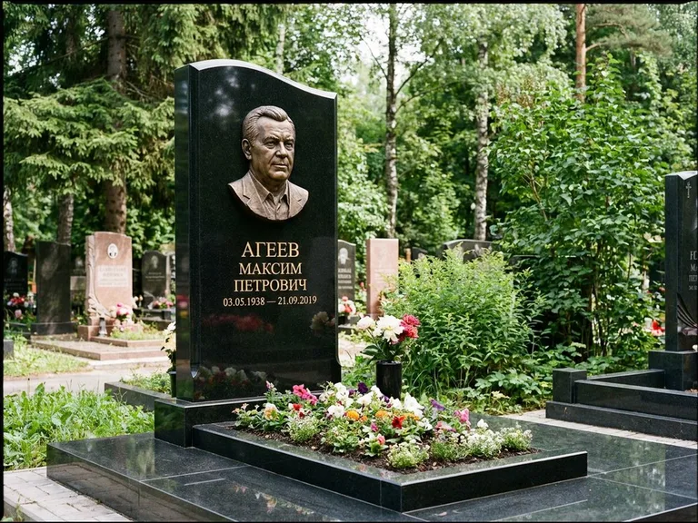 Памятник с барельефом — выполненная работа 13 в Ижевске