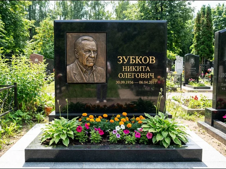 Памятник с барельефом — выполненная работа 19 в Ижевске