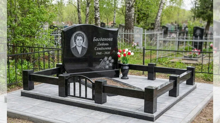 Памятник с гравировкой тюльпанов — выполненная работа «Богданова» в Ижевске