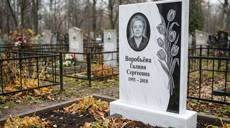 Памятник с гравировкой тюльпанов — выполненная работа «Воробьёва» в Ижевске