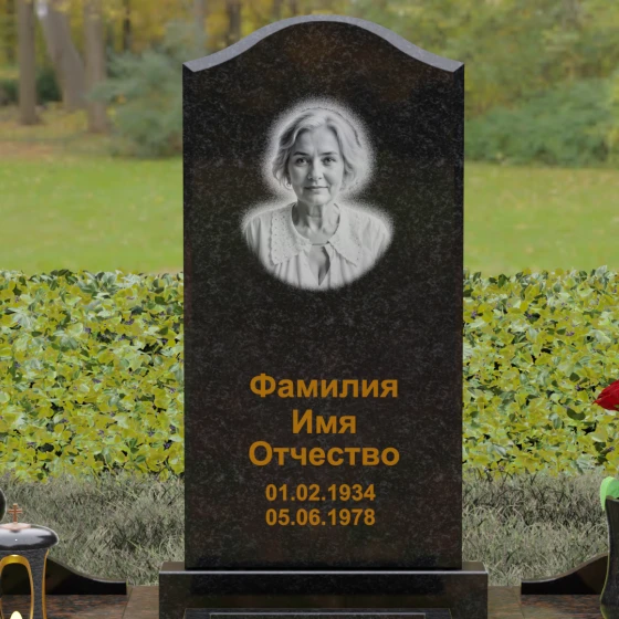 Гранитный светский памятник во Владивостоке, гранит Габбро-диабаз