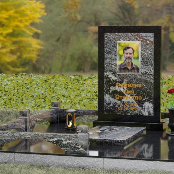 Гранитный вертикальный памятник без креста в Ставрополе, гранит амфиболит, вид 4
