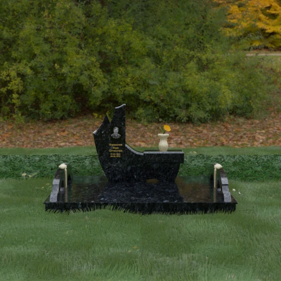 Гранитное надгробие с парусовидной стелой, гранит Блю Перл, вид 2