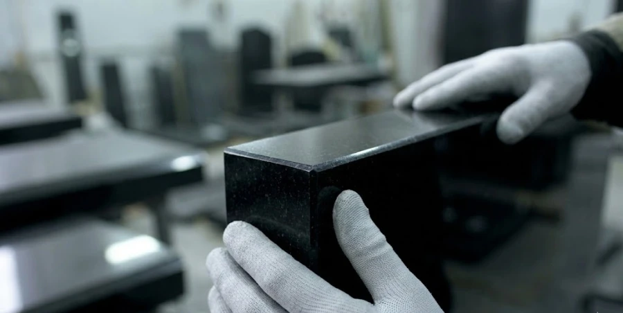 kontrol-uglov-nadgrobiya